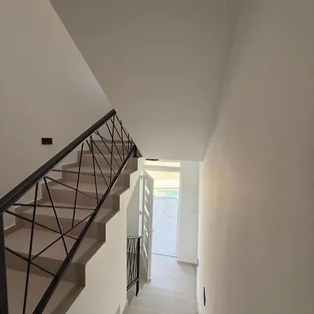 Villa Daisy, Near Zadar With Private Heated Pool