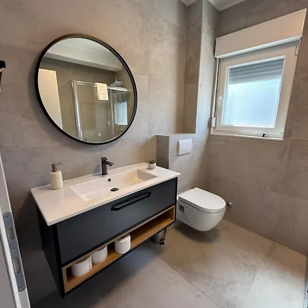 Villa Daisy, Near Zadar With Private Heated Pool Posedarje