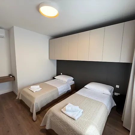 Vila Daisy, Near Zadar With Private Heated Pool *