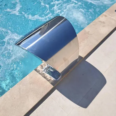 Villa Daisy, Near Zadar With Private Heated Pool