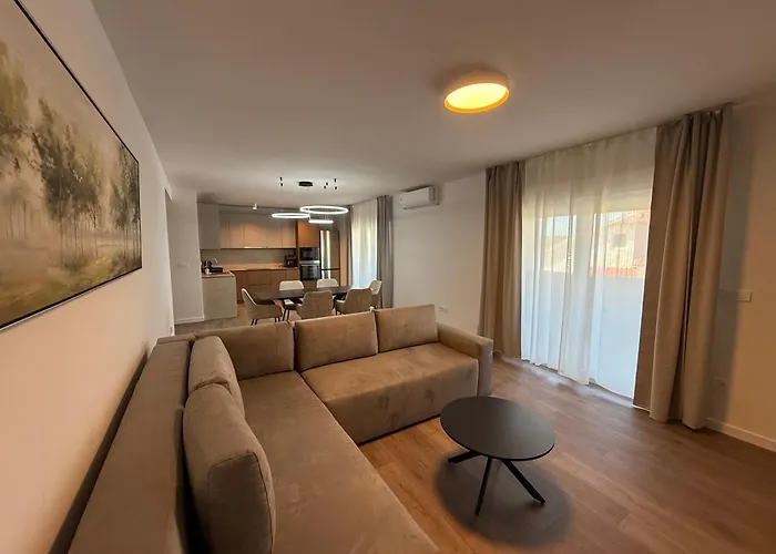 Daisy, Near Zadar With Private Heated Pool * Posedarje