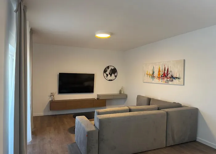 Daisy, Near Zadar With Private Heated Pool Posedarje