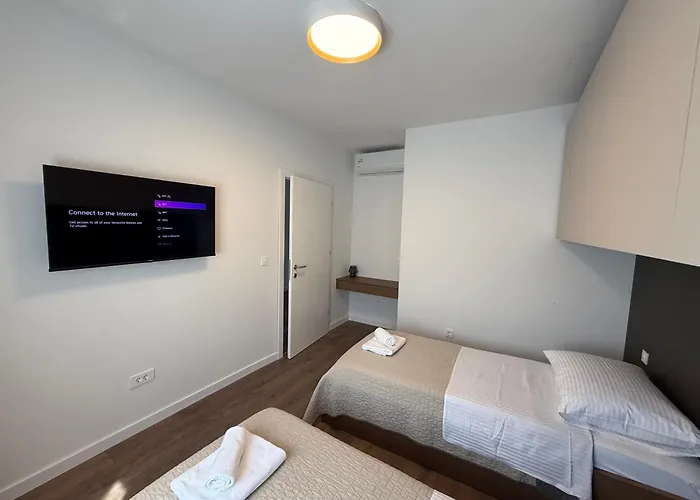 Daisy, Near Zadar With Private Heated Pool *