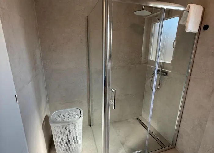 Daisy, Near Zadar With Private Heated Pool Villa *